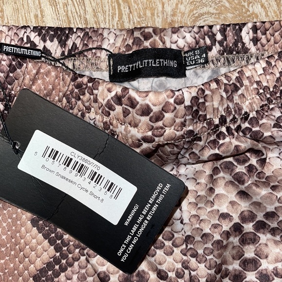 NWT PRETTYLITTLETHING Snake Print Cycle Shorts - Picture 6 of 6